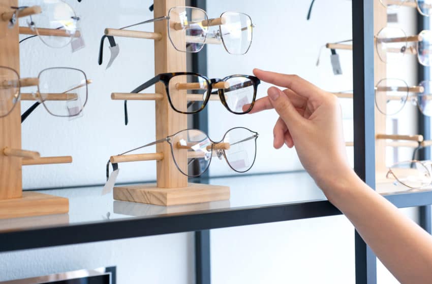  איך לבחור משקפי ראייה?